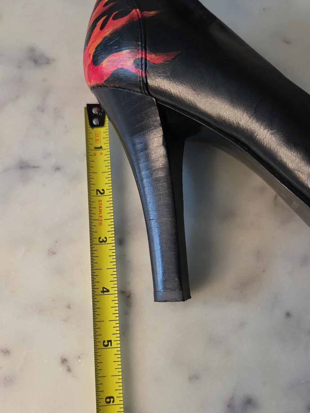 Nine West Black Pumps with Red and Orange Flame Design Sz 9.5 🔥